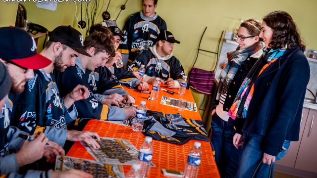 Séance de dédicaces à Sybé Sport le 7 décembre 2016