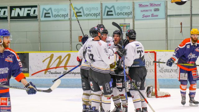 11/02/2020 > SANGLIERS ARVERNES DE CLERMONT-FERRAND - ALBATROS DE BREST (23E JOURNÉE) 2-4